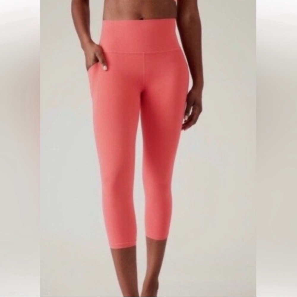 Athleta Transcend 7/8 Tight
Leggings Coral NEW, Women’s Sz Small